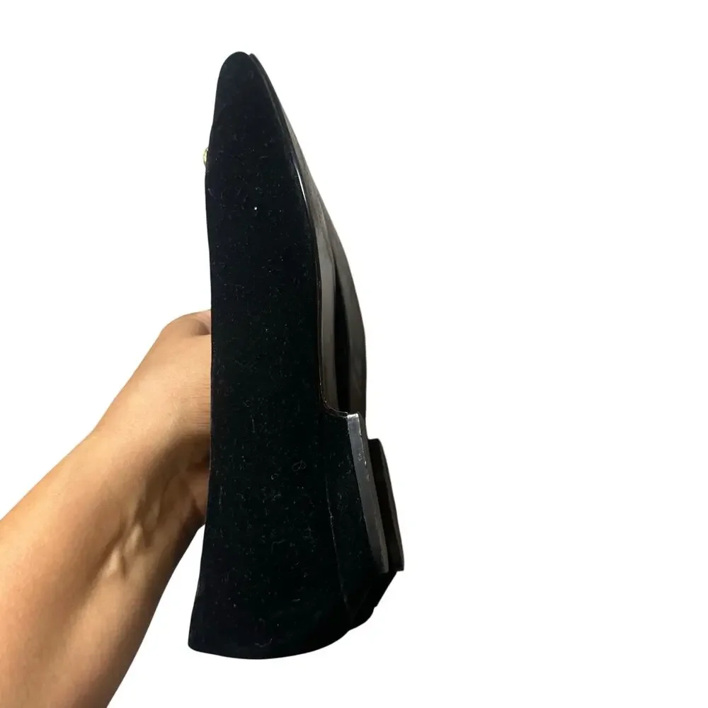 Socialites Vintage Black Flats with Jewel